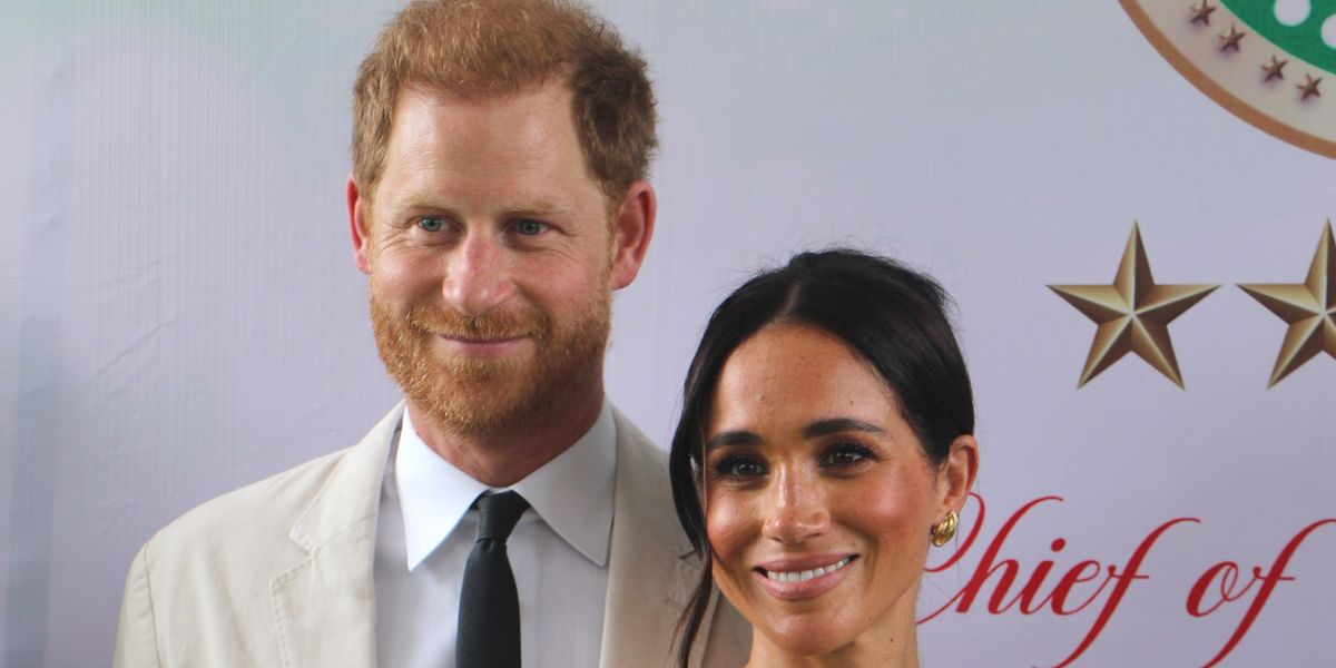 Meghan and Harry 'unlikely to lose royal titles' as duchess
would simply adopt new one