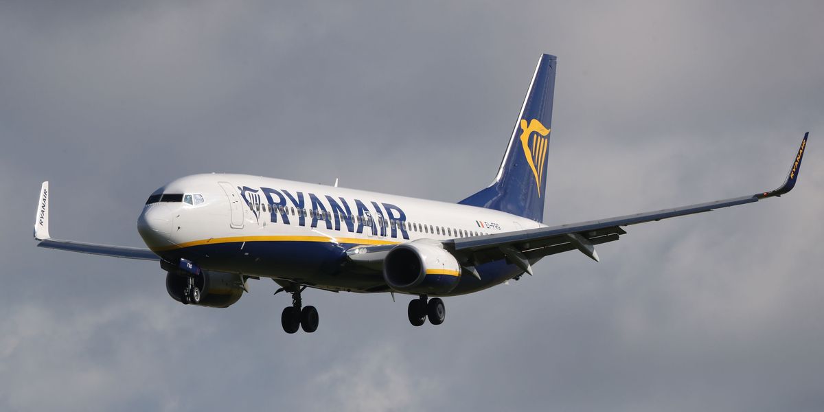 Ryanair passengers 'panicked' on flight with pilot making
emergency landing over 'smoking battery'